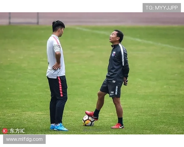 浙江冬训视频阿洛伊西鼓劲朴镇燮 浙江冬训视频阿洛伊西鼓劲朴镇燮