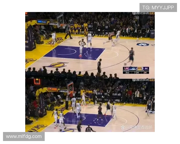 湖人遭遇四大打击 快船胜利背后隐忧